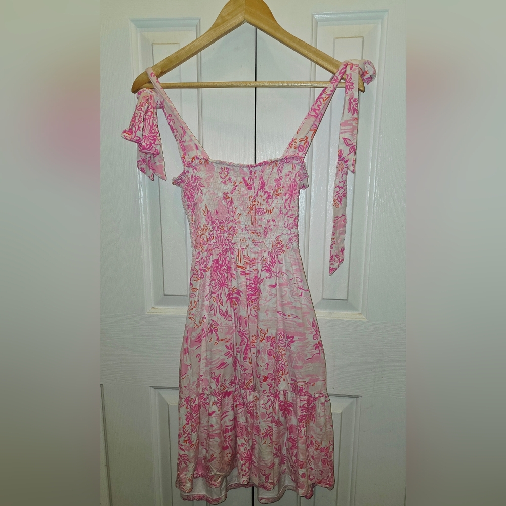 Lilly Pulitzer Kailua Smocked Dress- size small-used condition 🦩 - Picture 7 of 9
